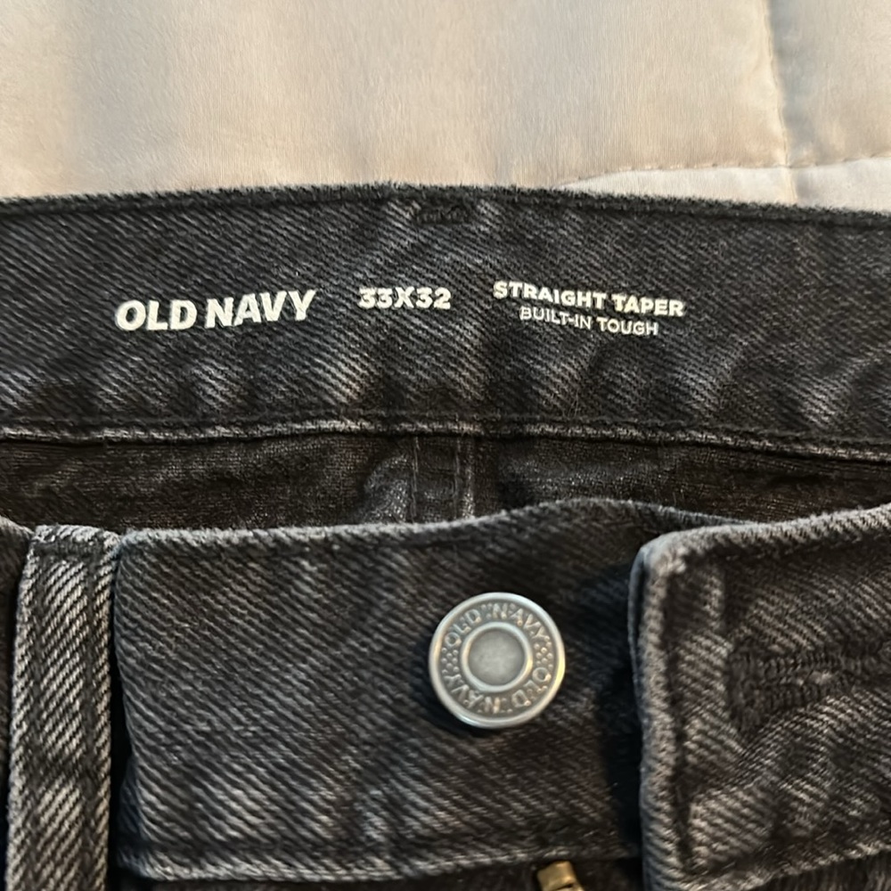 Mens Old Navy jeans, 33x32 - Picture 3 of 4